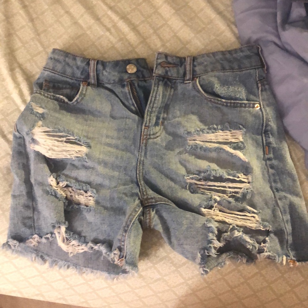 super trendy shorts! BARELY WORN!!